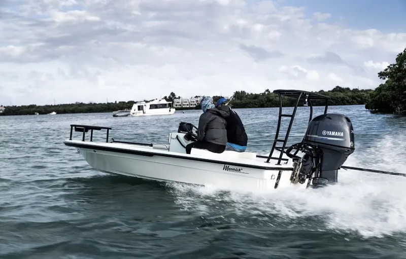 Slide: The Image of Maverick 17 HPX-S 2026 - 5