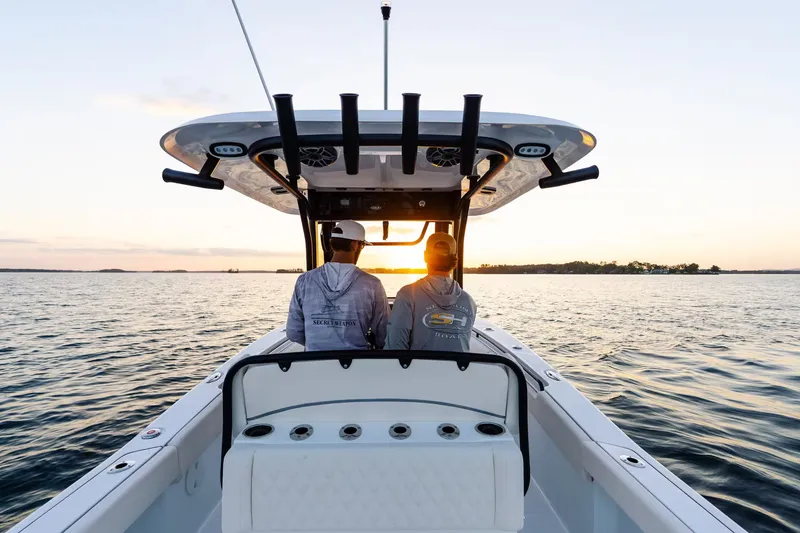 Slide: The Image of Sea Hunt Gamefish 27 Coffin Box 2027 - 17