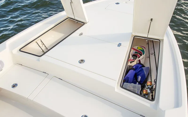 Slide: The Image of Pathfinder 2500 Hybrid 2026 - 10