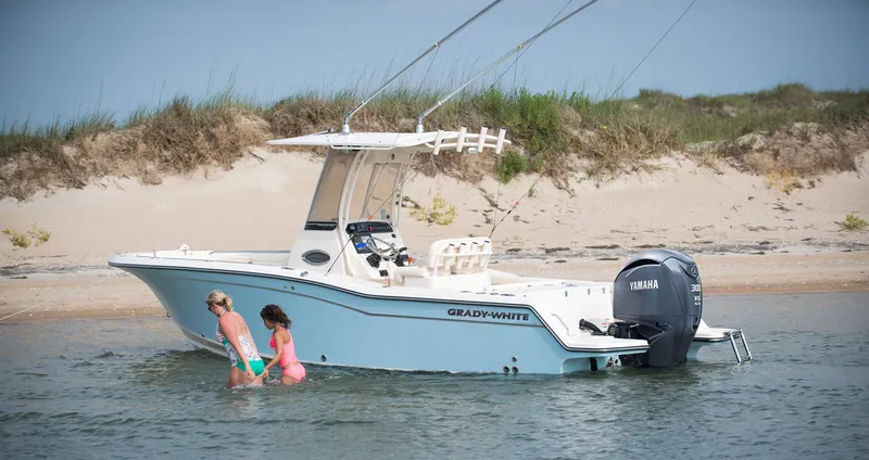 Slide: The Image of Grady-White Fisherman 236 2027 - 3