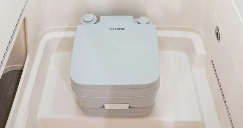 Slide: The Image of Grady-White Fisherman 236 2026 - 17