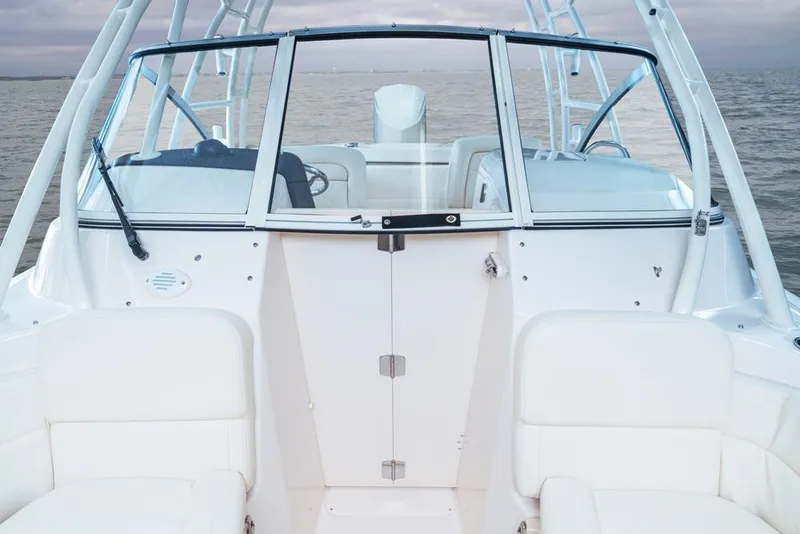 Slide: The Image of Grady-White Freedom 255 2027 - 13