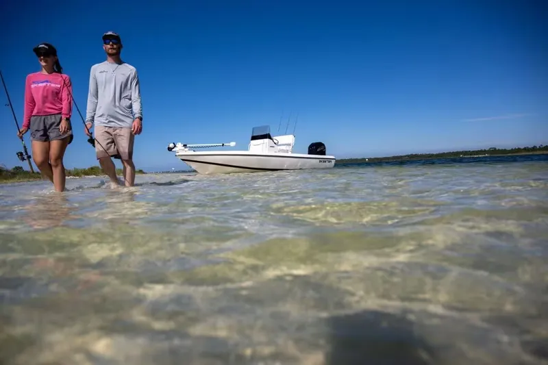 Slide: The Image of Skeeter SX230 2026 - 5