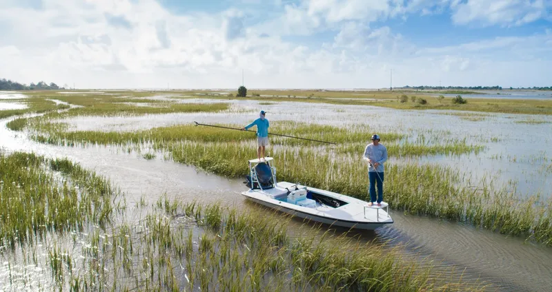 Slide: The Image of Maverick 18 HPX-V 2026 - 10