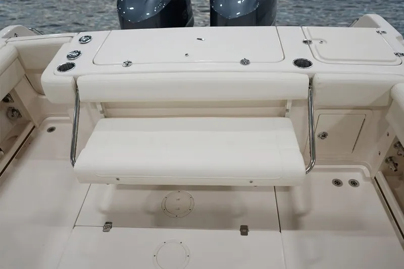 Slide: The Image of Grady-White Marlin 300 2027 - 19