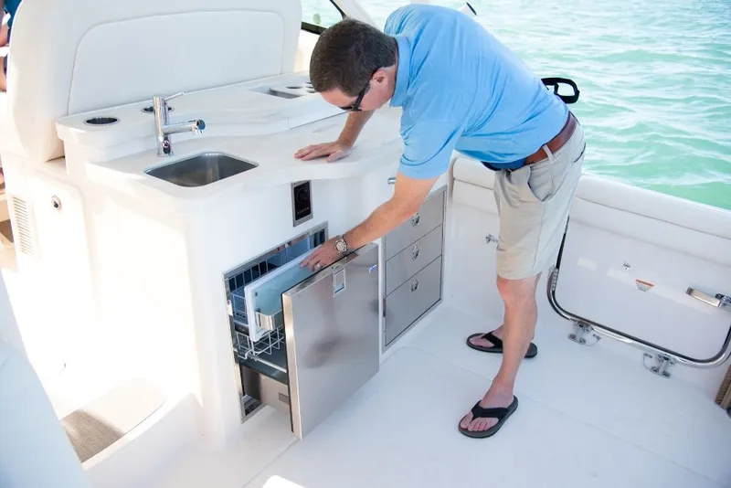 Slide: The Image of Grady-White Freedom 375 2027 - 20