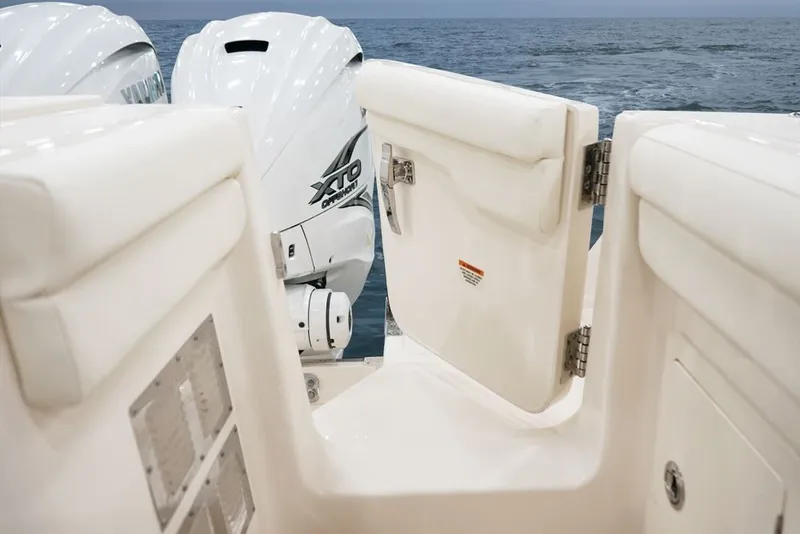 Slide: The Image of Grady-White Freedom 375 2027 - 21