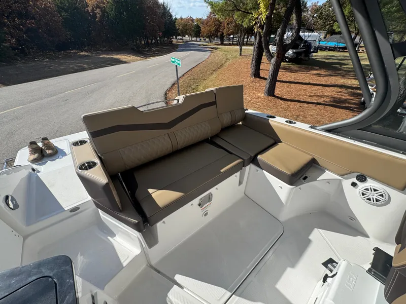 Slide: The Image of Monterey Elite 27 SD 2026 - 6