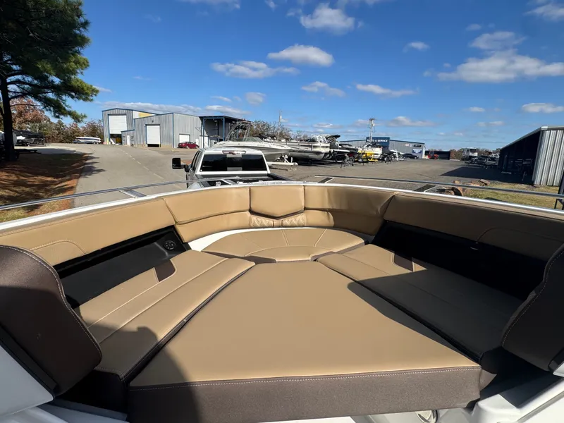 Slide: The Image of Monterey Elite 27 SD 2026 - 9