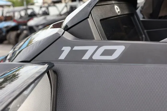 Slide: The Image of Sea-Doo Fish Pro™ Trophy 170 iBR, iDF with Audio 2022 - 10