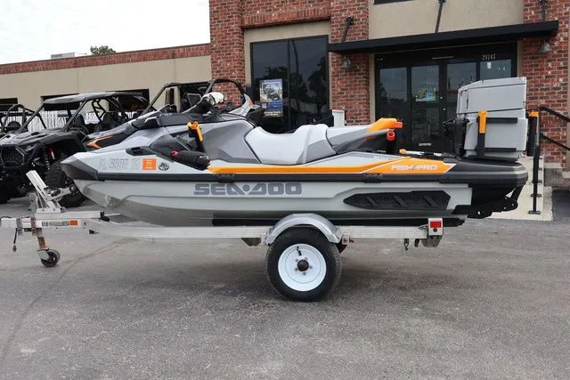 Slide: The Image of Sea-Doo Fish Pro™ Trophy 170 iBR, iDF with Audio 2022 - 3