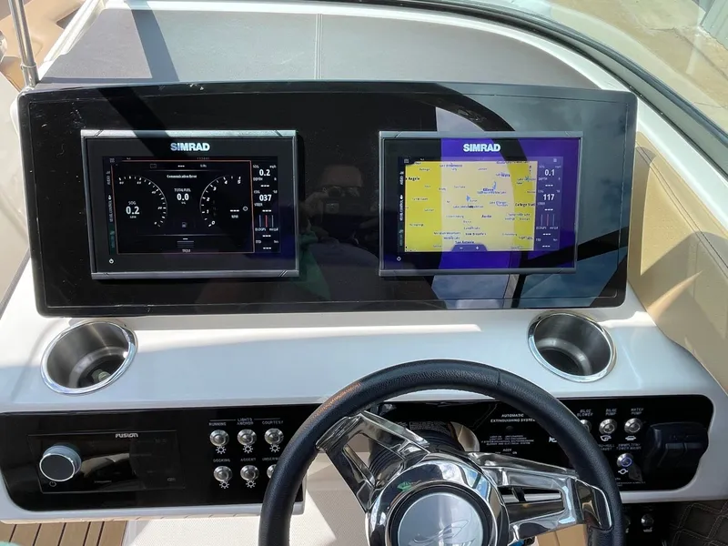 Slide: The Image of Sea Ray SLX 280 2020 - 34