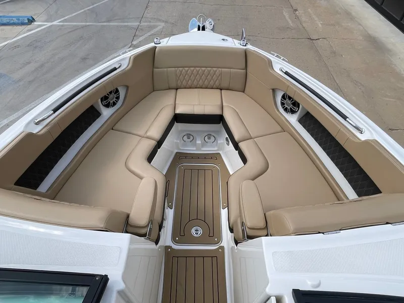 Slide: The Image of Sea Ray SLX 280 2020 - 41