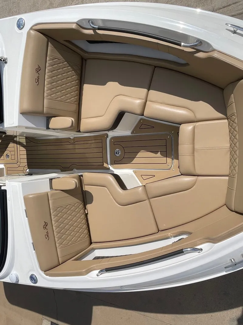 Slide: The Image of Sea Ray SLX 280 2020 - 46