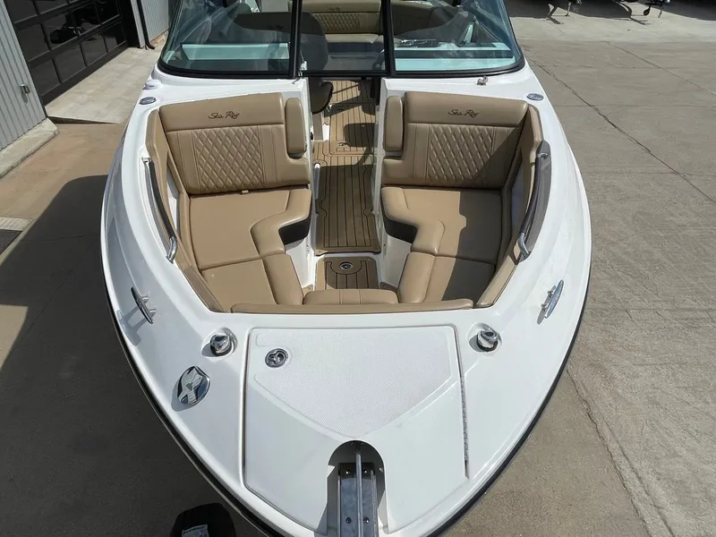 Slide: The Image of Sea Ray SLX 280 2020 - 60