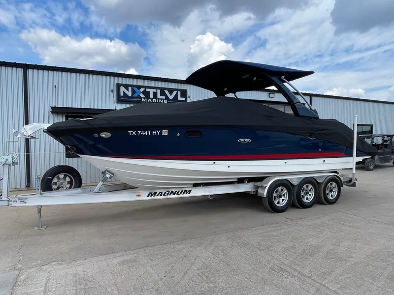 Slide: The Image of Sea Ray SLX 280 2020 - 61