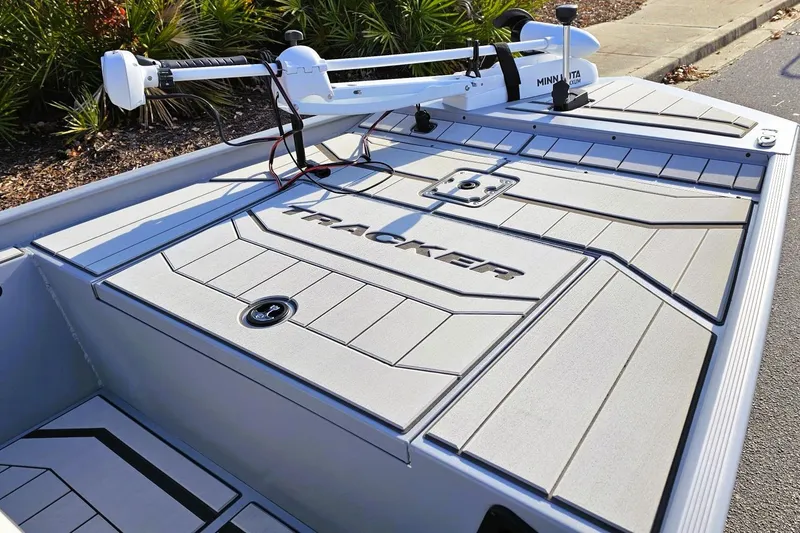 Slide: The Image of 2026 Tracker Bass Tracker Classic CC boat deck with Minn Kota trolling motor. - 8