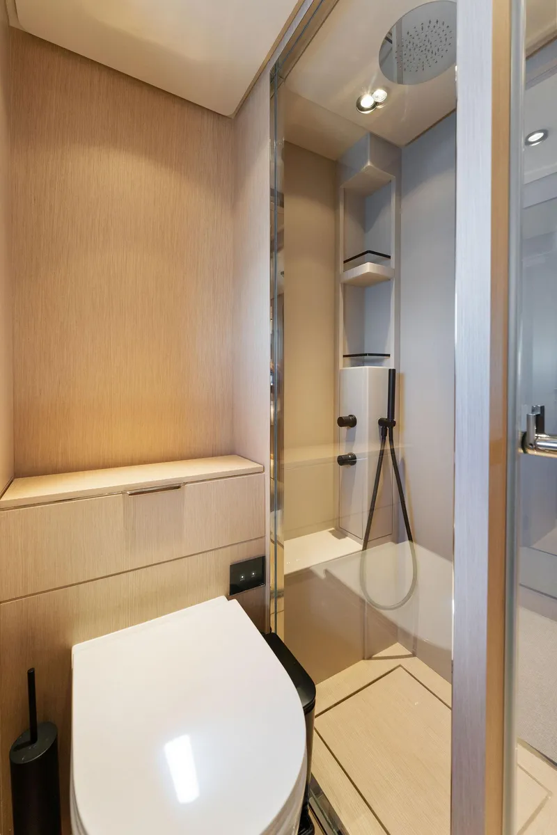 Slide: The Image of Ferretti 780 2023 - 77