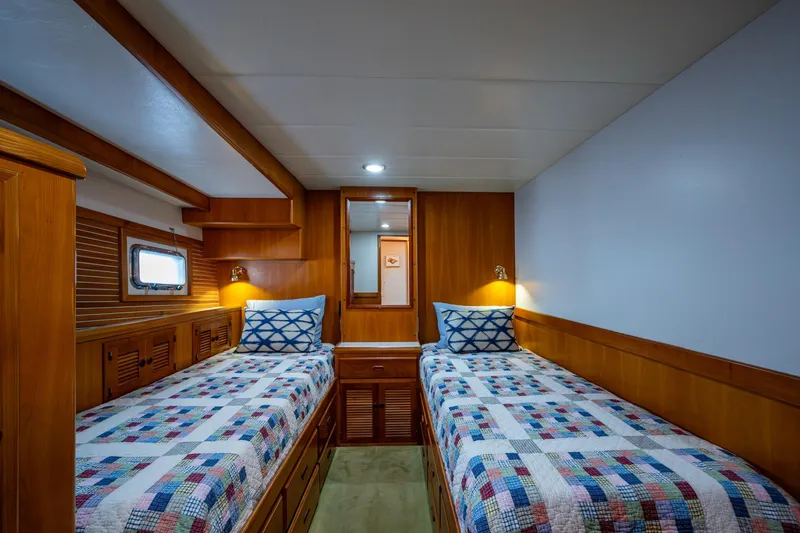 Slide: The Image of Starboard guest cabin looking aft - 28