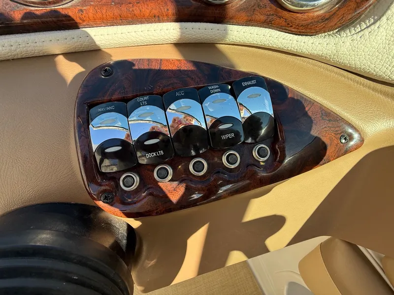 Slide: The Image of Crownline Boats Eclipse E4 2013 - 17