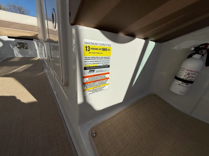 Slide: The Image of Crownline Boats Eclipse E4 2013 - 19