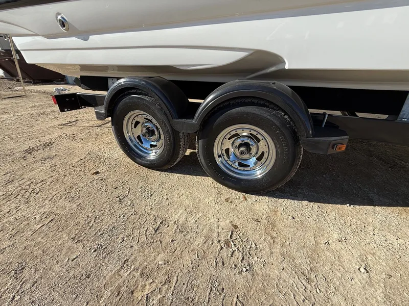 Slide: The Image of Crownline Boats Eclipse E4 2013 - 36