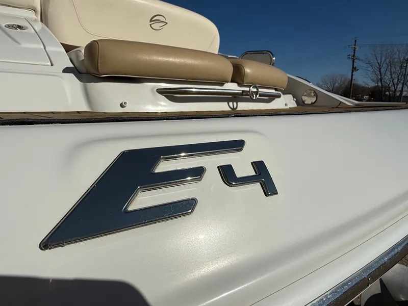 Slide: The Image of Crownline Boats Eclipse E4 2013 - 4