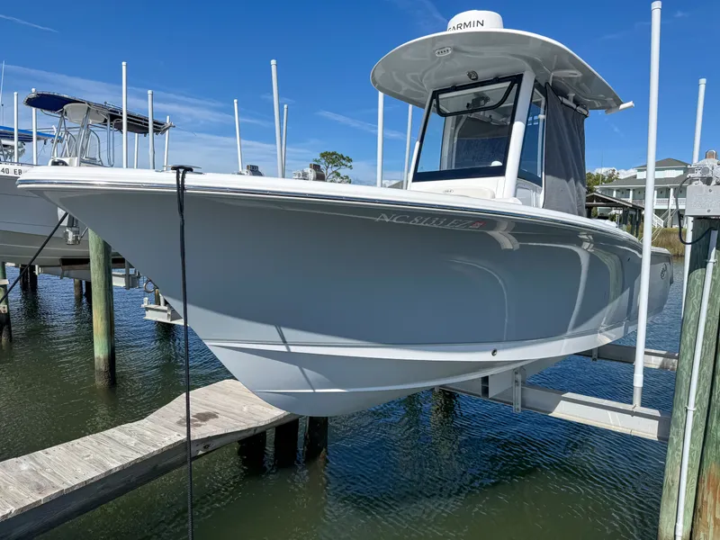 Slide: The Image of Sea Hunt Ultra 239 SE 2023 - 3