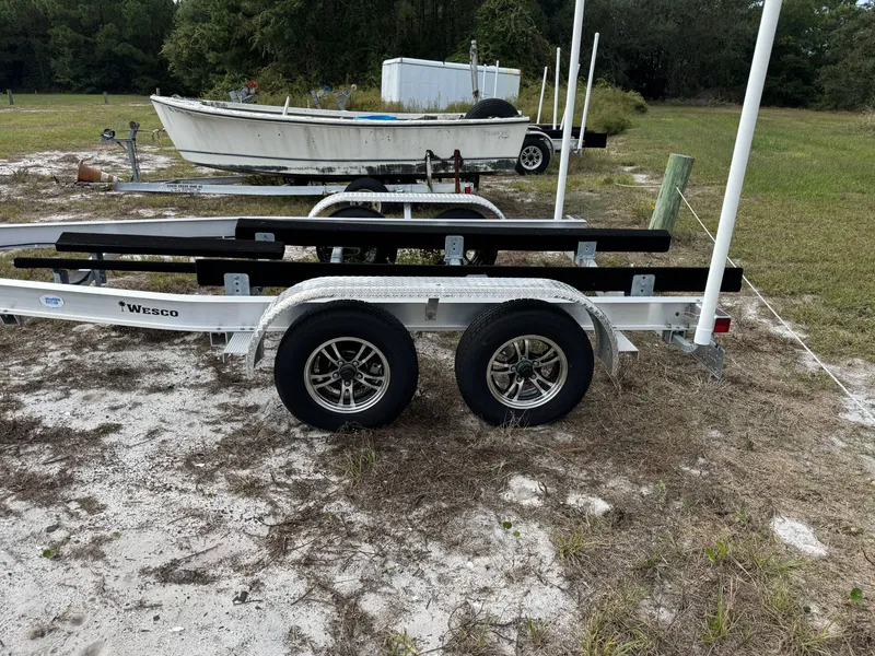 Slide: The Image of Sea Hunt Ultra 239 SE 2023 - 42