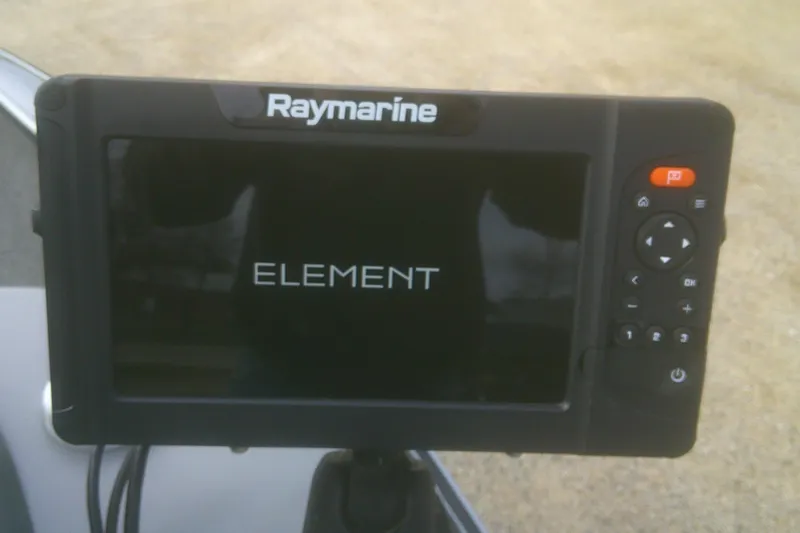 Slide: The Image of Raymarine Element display on 1997 Lund 1660 Pro-V boat dashboard. - 10