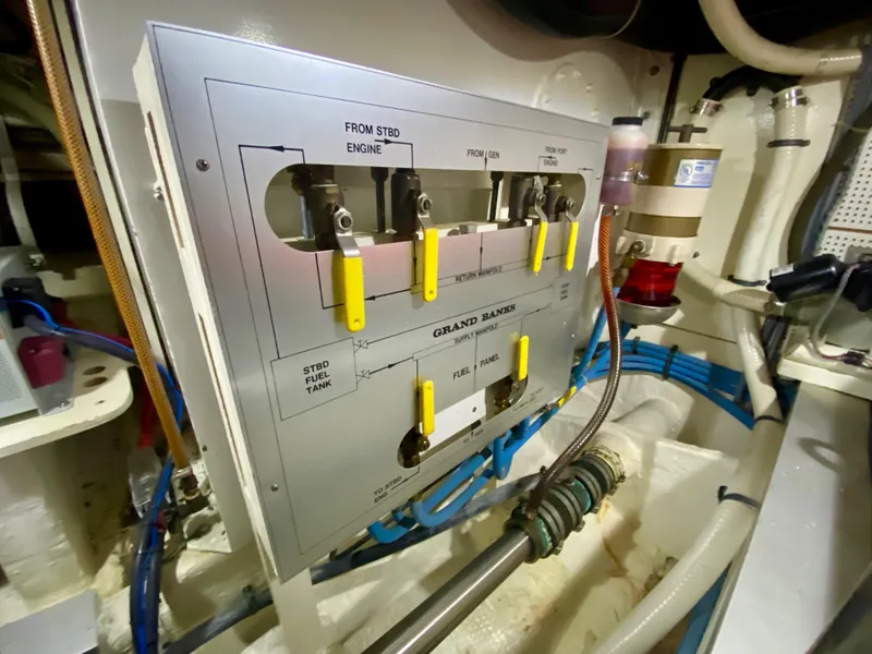 Slide: The Image of Grand Banks 36 Classic 1997 - 53