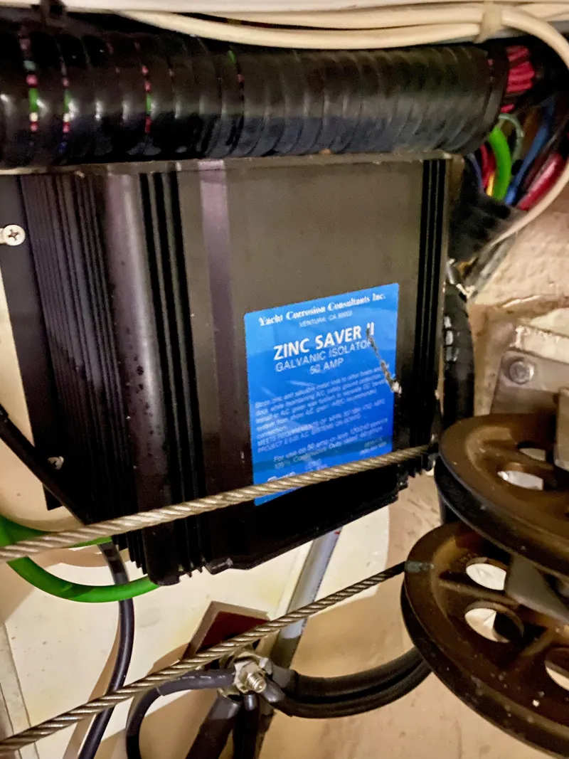 Slide: The Image of Grand Banks 36 Classic 1997 - 57