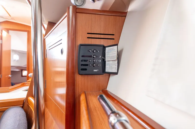 Slide: The Image of Beneteau Oceanis Clipper 343 2008 - 30