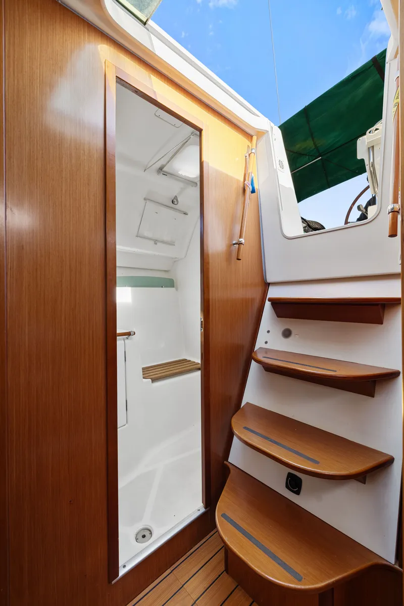 Slide: The Image of Beneteau Oceanis Clipper 343 2008 - 36