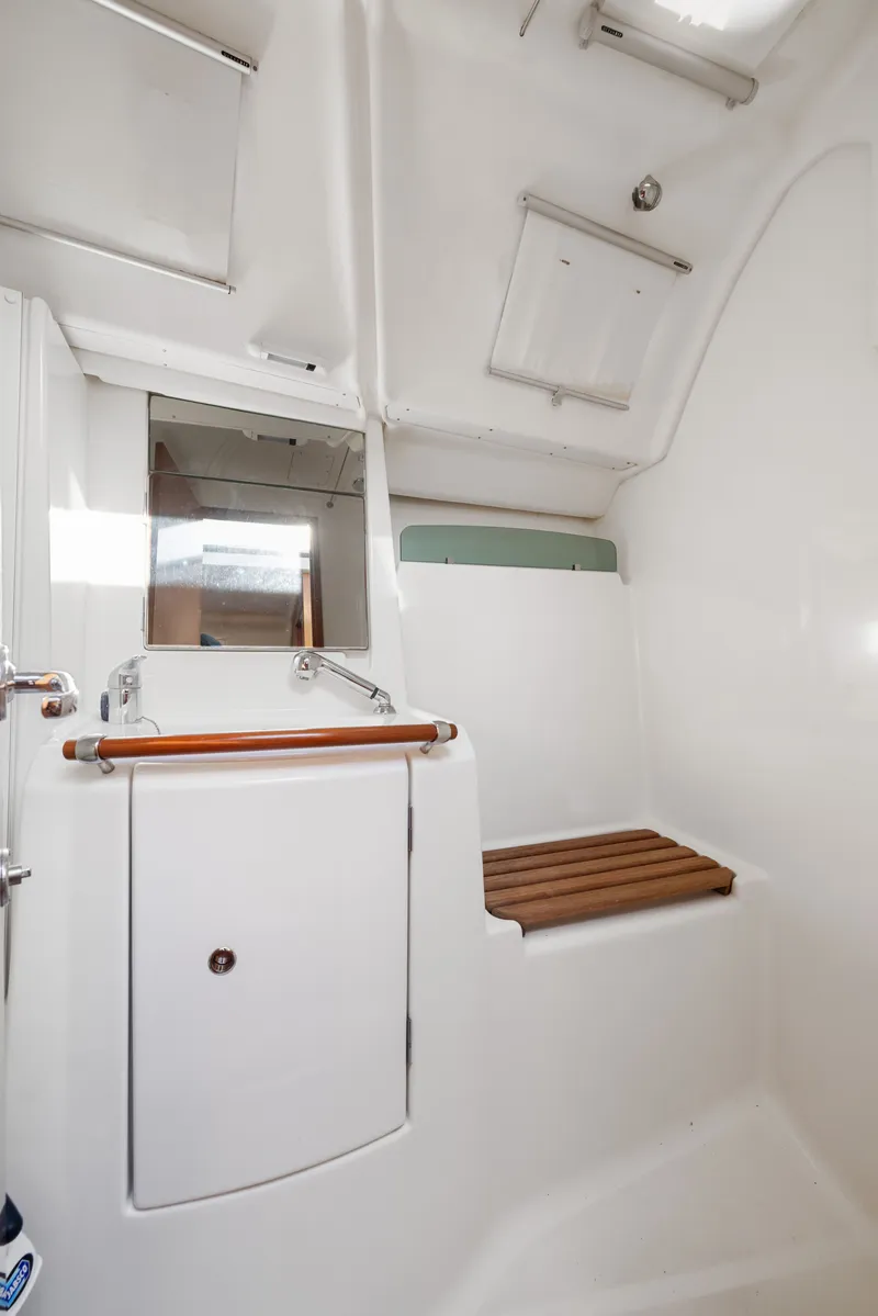 Slide: The Image of Beneteau Oceanis Clipper 343 2008 - 37