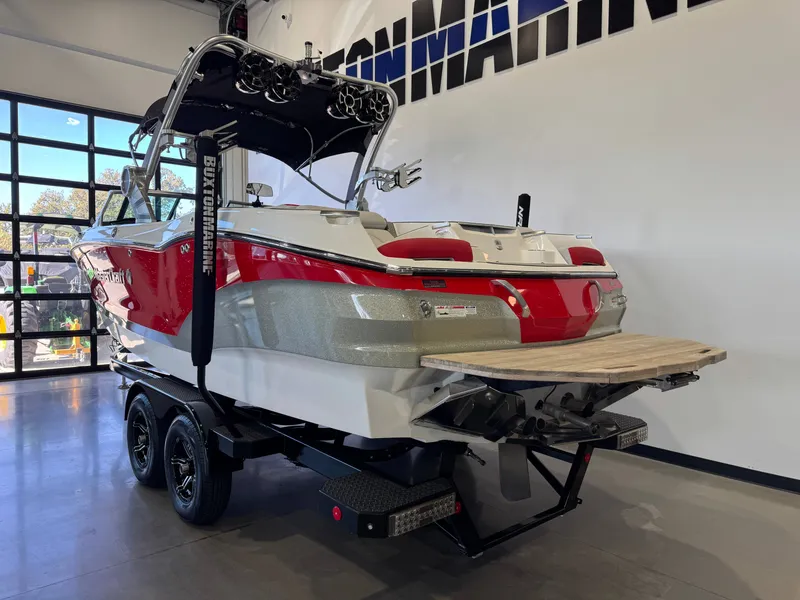 Slide: The Image of MasterCraft X24 2021 - 5