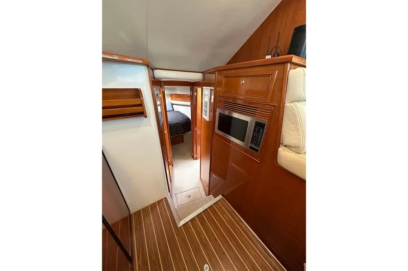 Slide: The Image of SAFARI - 33