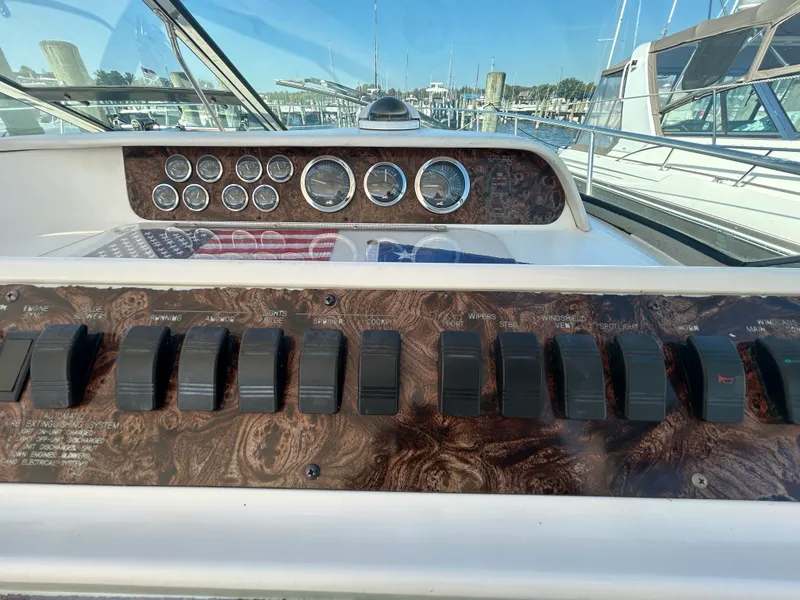 Slide: The Image of Sea Ray 400 SUNDANCER 1998 - 22