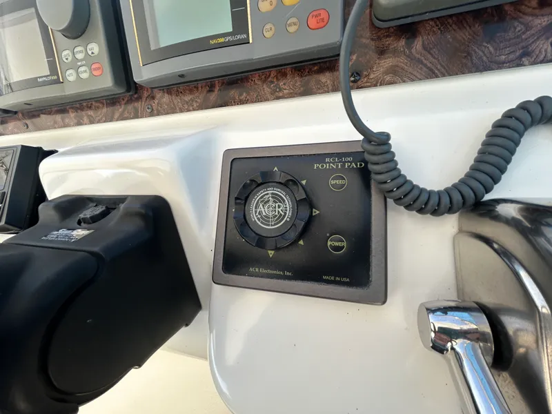 Slide: The Image of Sea Ray 400 SUNDANCER 1998 - 28