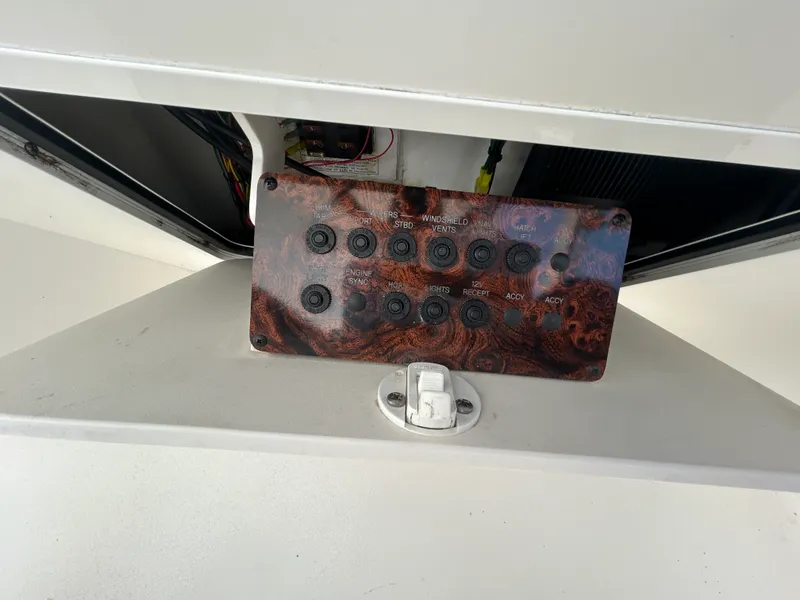 Slide: The Image of Sea Ray 400 SUNDANCER 1998 - 34