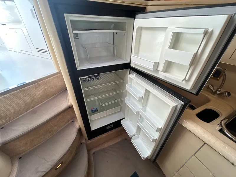 Slide: The Image of Sea Ray 400 SUNDANCER 1998 - 58