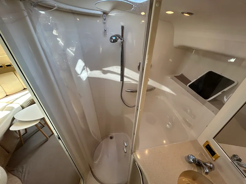 Slide: The Image of Sea Ray 400 SUNDANCER 1998 - 70