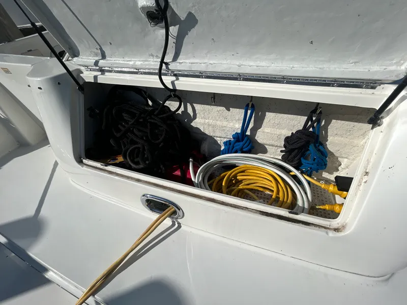 Slide: The Image of Sea Ray 400 SUNDANCER 1998 - 83