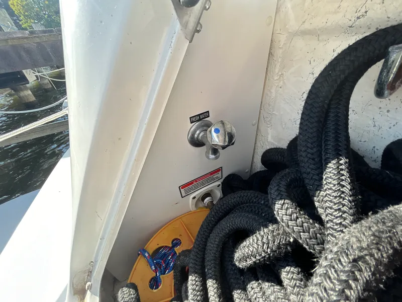 Slide: The Image of Sea Ray 400 SUNDANCER 1998 - 84