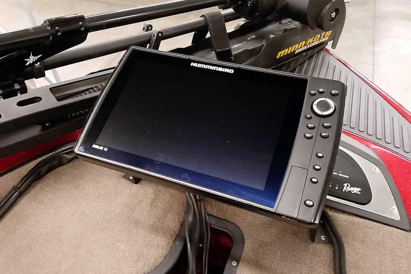 Slide: The Image of Humminbird fish finder on 2008 Ranger Z520 Comanche boat dashboard. - 28