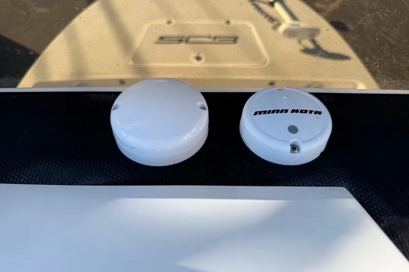 Slide: The Image of 2018 SCB Recon boat dashboard with Minn Kota components. - 19