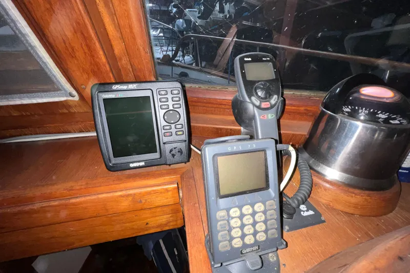 Slide: The Image of Control panel of a 1979 Litton Trawler with bow propeller joystick. - 9