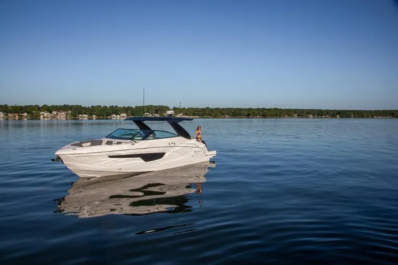 Slide: The Image of 2023-Cruisers-Yachts-34-GLS-I/O-MarineMax - 17