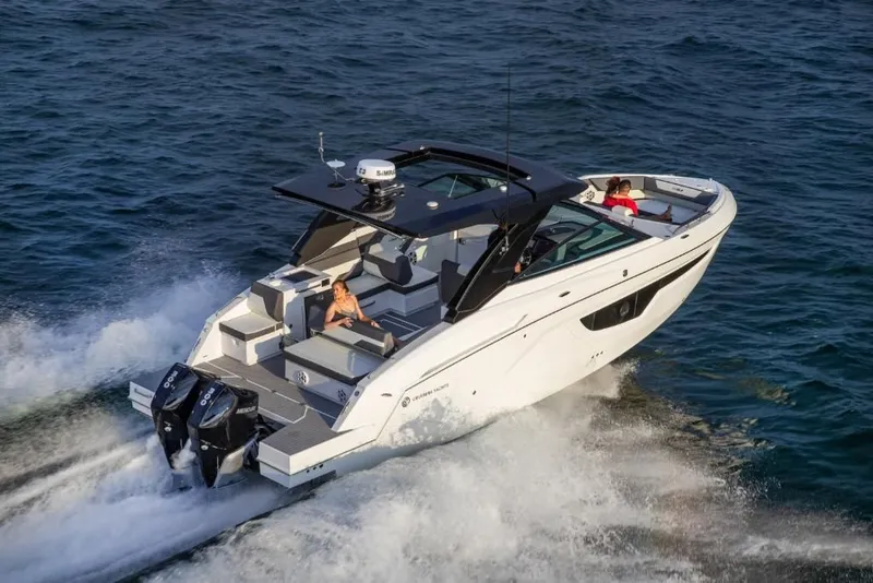 Slide: The Image of 2023-Cruisers-Yachts-34-GLS-I/O-MarineMax - 18