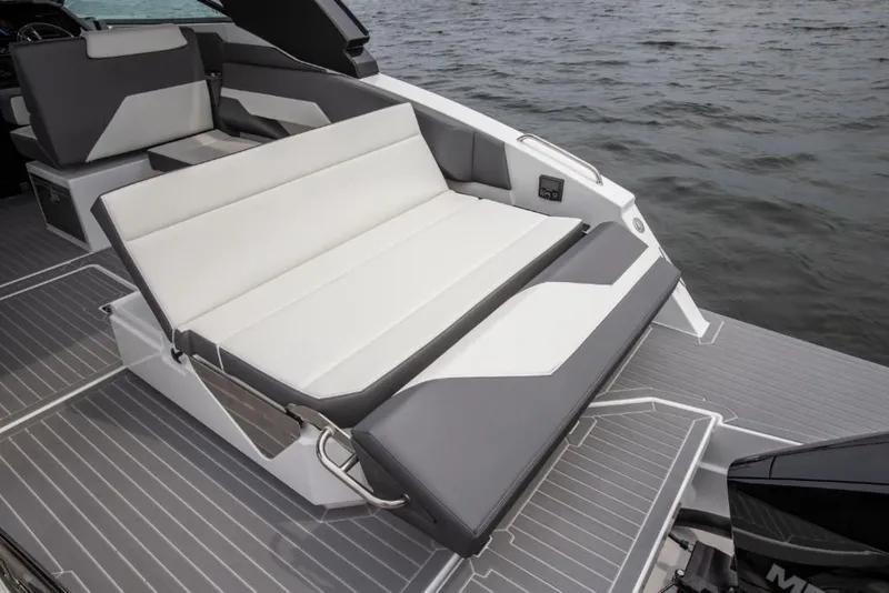 Slide: The Image of 2023-Cruisers-Yachts-34-GLS-I/O-MarineMax - 22
